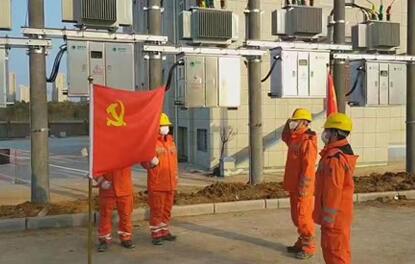 “火線”入黨，在湖北保衛(wèi)戰(zhàn)的戰(zhàn)場上接受組織的考驗