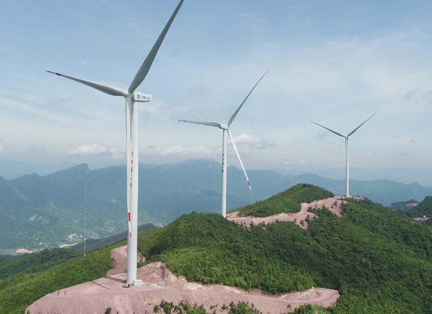 廣西貴港供電：推動電力“大風車”，吹起平南環(huán)保風