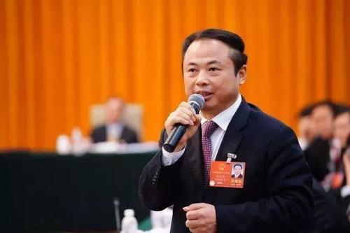 發(fā)展智慧型儲能電站 助力實現(xiàn)“碳達峰、碳中和”——訪全國人大代表、天能控股集團董事長張?zhí)烊? /></a></div>
				<div   id=