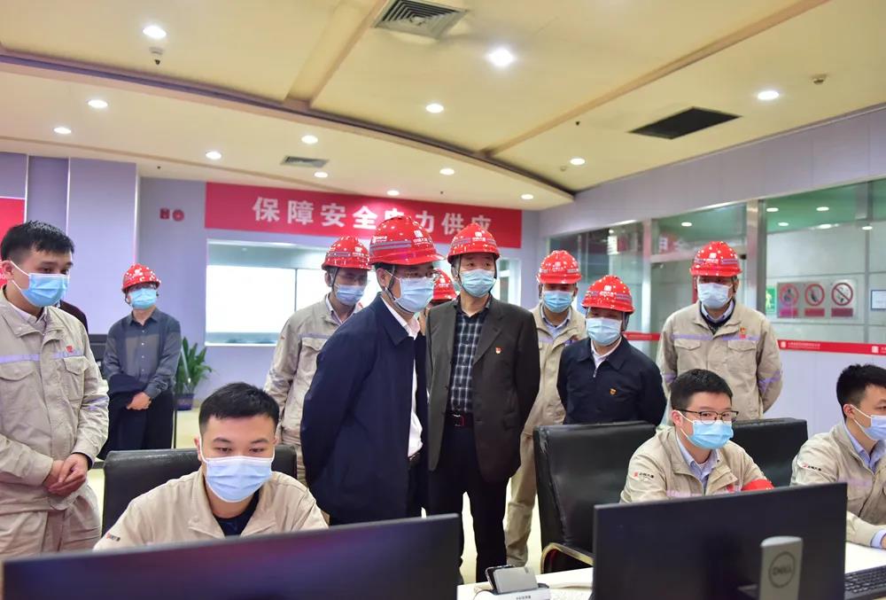 華銀電力賀子波、陳自強(qiáng)一行到湘潭發(fā)電公司調(diào)研