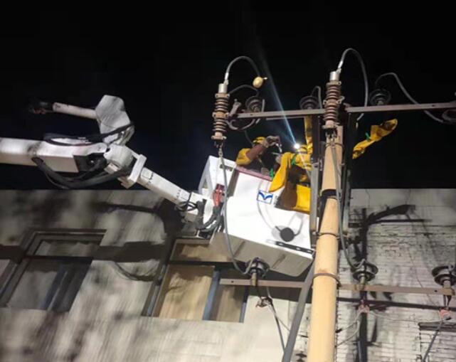 烏海電業(yè)局配電帶電作業(yè)處：11、7、23