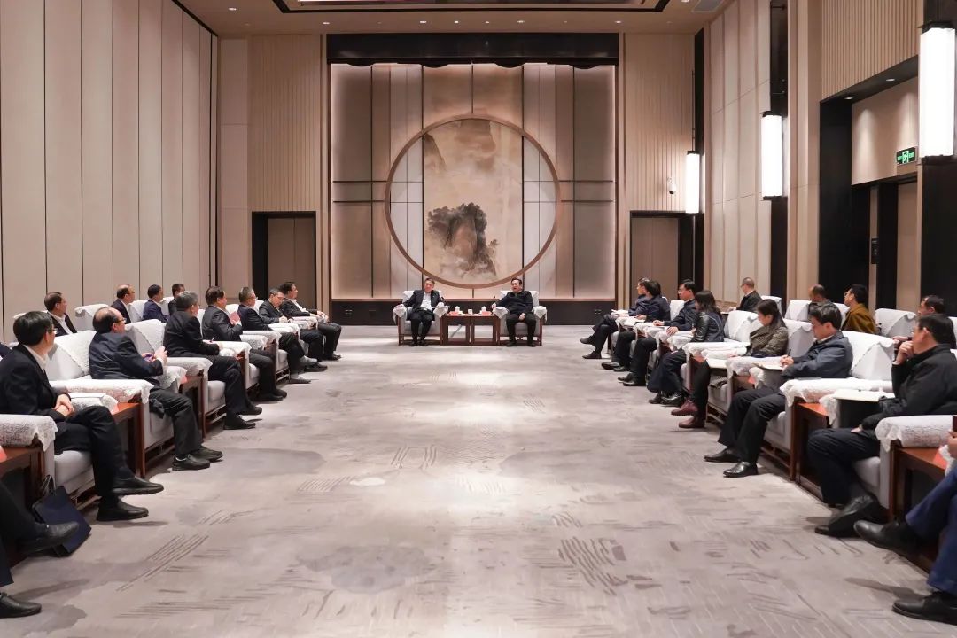 華能集團(tuán)黨組書記、董事長溫樞剛拜會雄安新區(qū)黨工委書記、管委會主任張國華