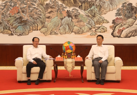 中國(guó)電建黨委書記、董事長(zhǎng)丁焰章拜會(huì)廣西壯族自治區(qū)黨委書記劉寧、自治區(qū)主席藍(lán)天立