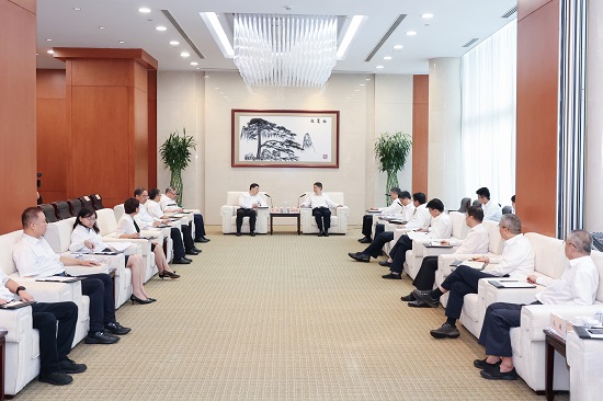 華能集團黨組書記、董事長溫樞剛會見山西省委常委、太原市委書記韋韜