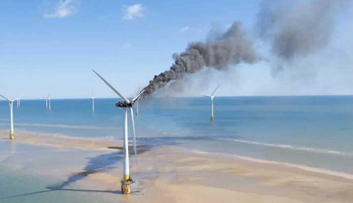 風機起火！這座海上風電場暫停運營