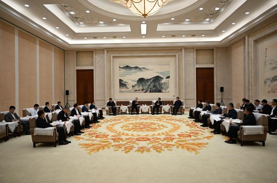 三峽集團(tuán)董事長(zhǎng)、黨組書雷鳴山拜會(huì)江蘇省委書記信長(zhǎng)星、 省長(zhǎng)許昆林