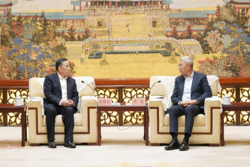 宋海良拜會(huì)江西省委書記尹弘、省長葉建春并見證簽署戰(zhàn)略合作協(xié)議