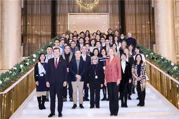 愛旭持續(xù)發(fā)力中歐新能源市場，為零碳未來注入更多活力