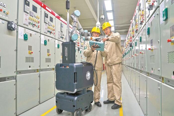 上海浦東供電公司變電站新型仿生機器人“浦?！? /></a></div>
				<div   id=