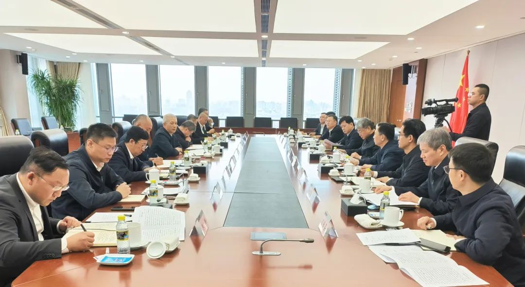 中國一重董事長徐鵬一行拜訪國家能源集團黨組書記、董事長劉國躍