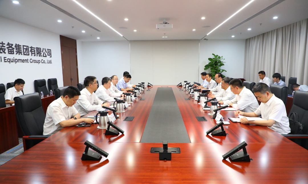 中國電氣裝備黨委副書記、總經(jīng)理周群會見西安市市長葉牛平