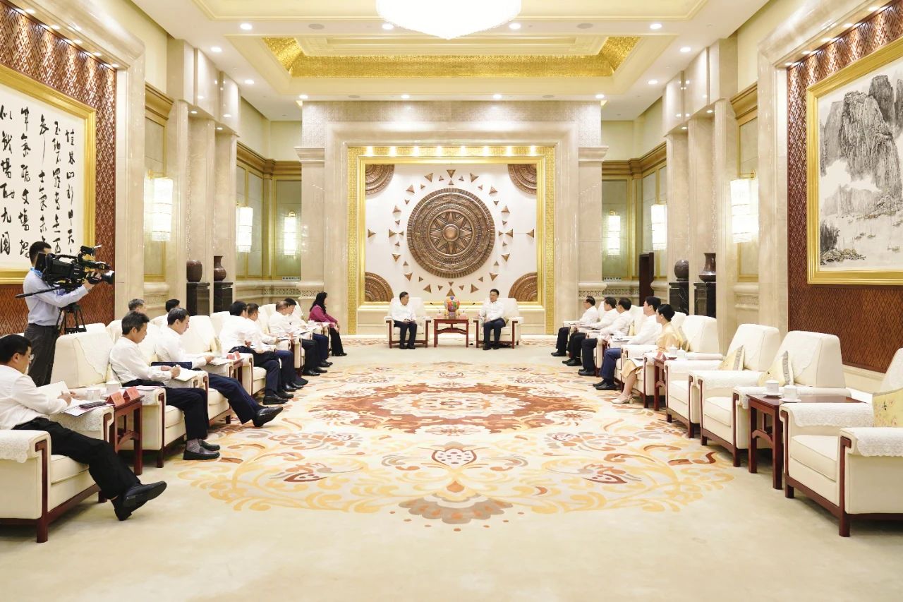 中國能建黨委書記、董事長宋海良拜會廣西壯族自治區(qū)黨委書記劉寧