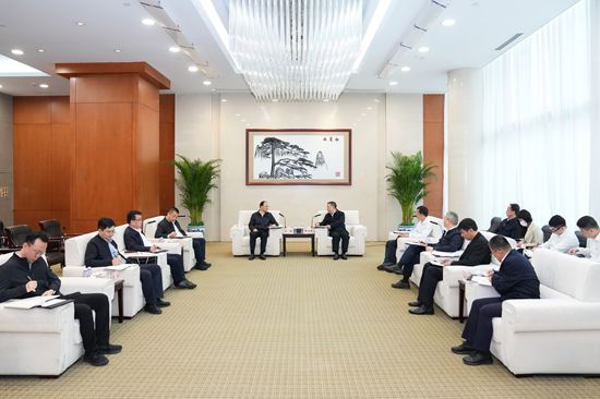 華能集團(tuán)總經(jīng)理、黨組副書記張文峰會(huì)見甘肅省副省長王鈞