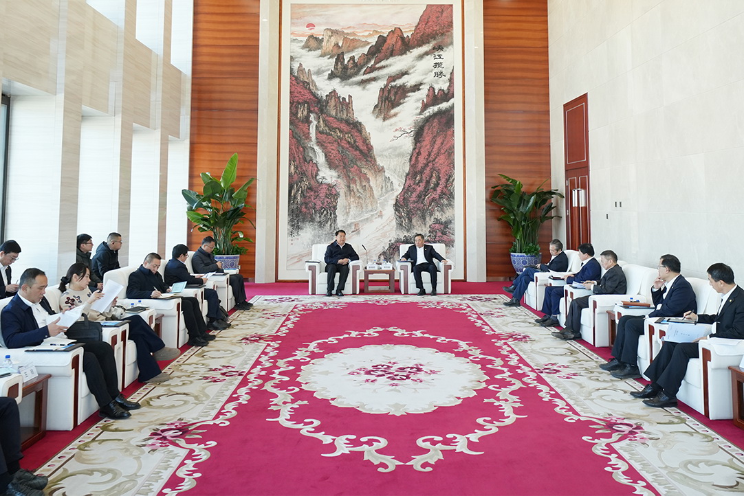 中國(guó)能建黨委書記、董事長(zhǎng)宋海良與云南紅河州委書記趙瑞君會(huì)談