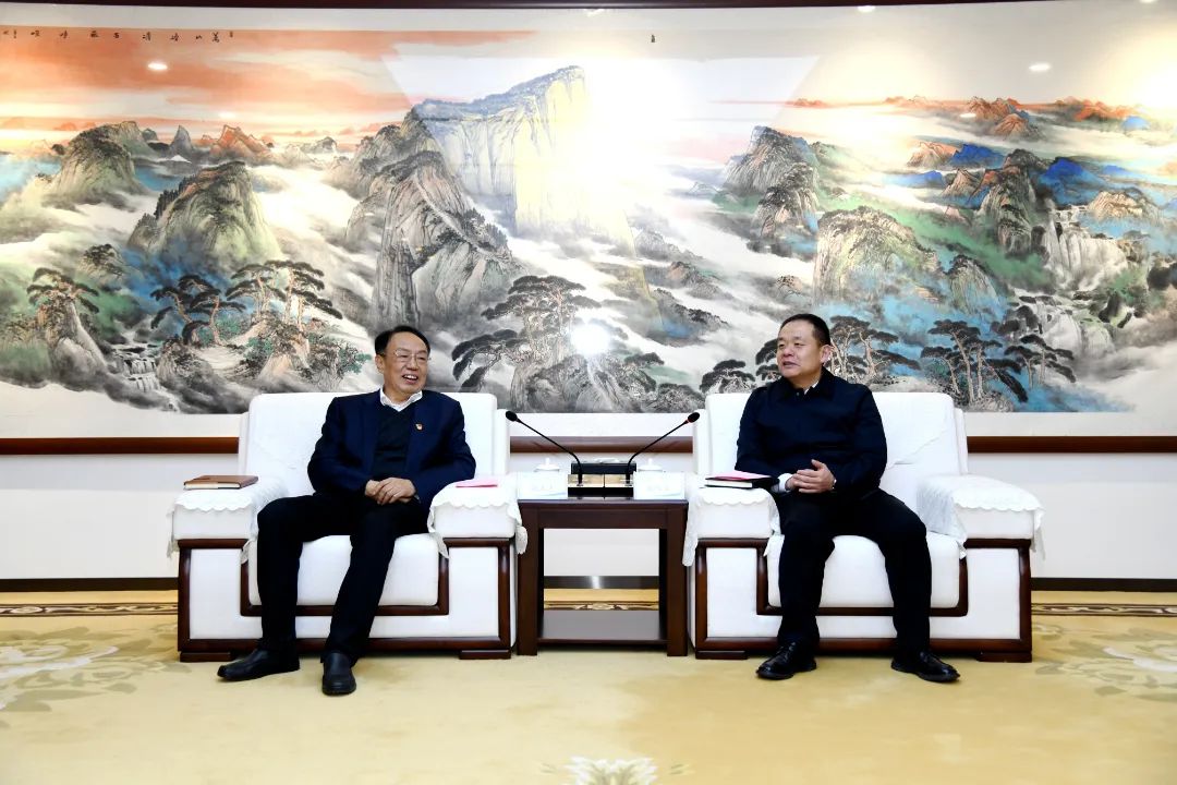 中國西電黨委書記、董事長趙永志會見大唐陜西發(fā)電有限公司黨委書記、董事長陳偉慶