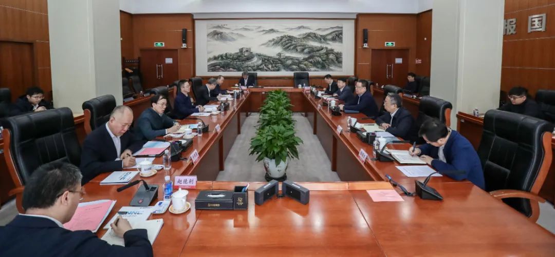 中核集團(tuán)會(huì)見中國一重董事、總經(jīng)理、黨委副書記呂智強(qiáng)一行