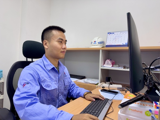 【新春走基層】春節(jié)堅(jiān)守，點(diǎn)亮異國(guó)的奉獻(xiàn)之光