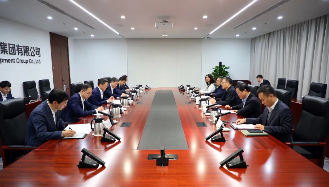 中國電氣裝備董事長李洪鳳、總經理周群會見佛山市委書記唐屹峰